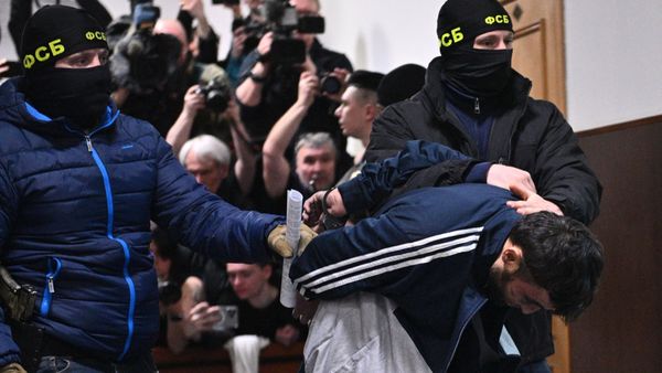 Cine sunt cei patru autori ai masacrului din Moscova. Bilanţul victimelor în creștere: peste 137 de morți și zeci de răniți