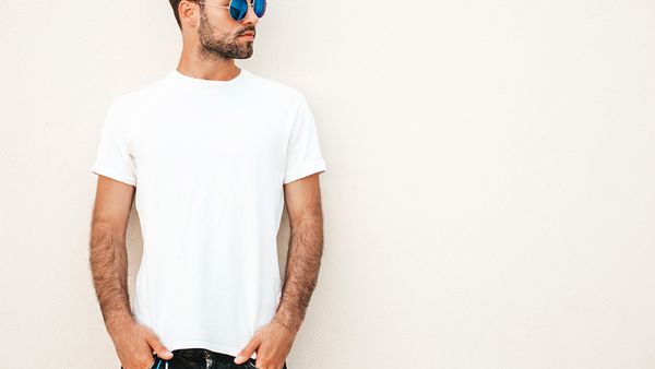 Cum poți asorta tricourile cu ținută ta zilnică