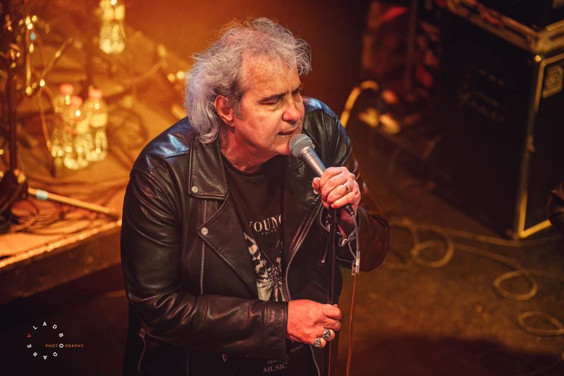 Cristi Minculescu are o nouă iubită.