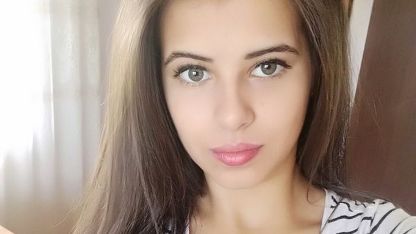 C&acirc;nd și unde va fi &icirc;nmorm&acirc;ntată Andreea, studenta de la Medicină ucisă de iubit. T&acirc;năra va fi &icirc;mbrăcată &icirc;n rochie de mireasă