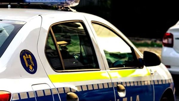 Descoperire terifiantă. Cadavrul unei femei, în stare de putrefacţie, găsit pe un teren din Petroşani. Semne de violență pe corpul victimei