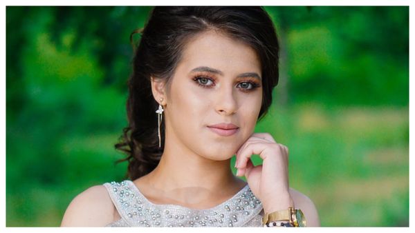 ”Ne înclinăm în fața domnișoarei doctor și ne luăm rămas bun” Durere fără margini la înmormântarea Andreei, tânăra ucisă de Mirel