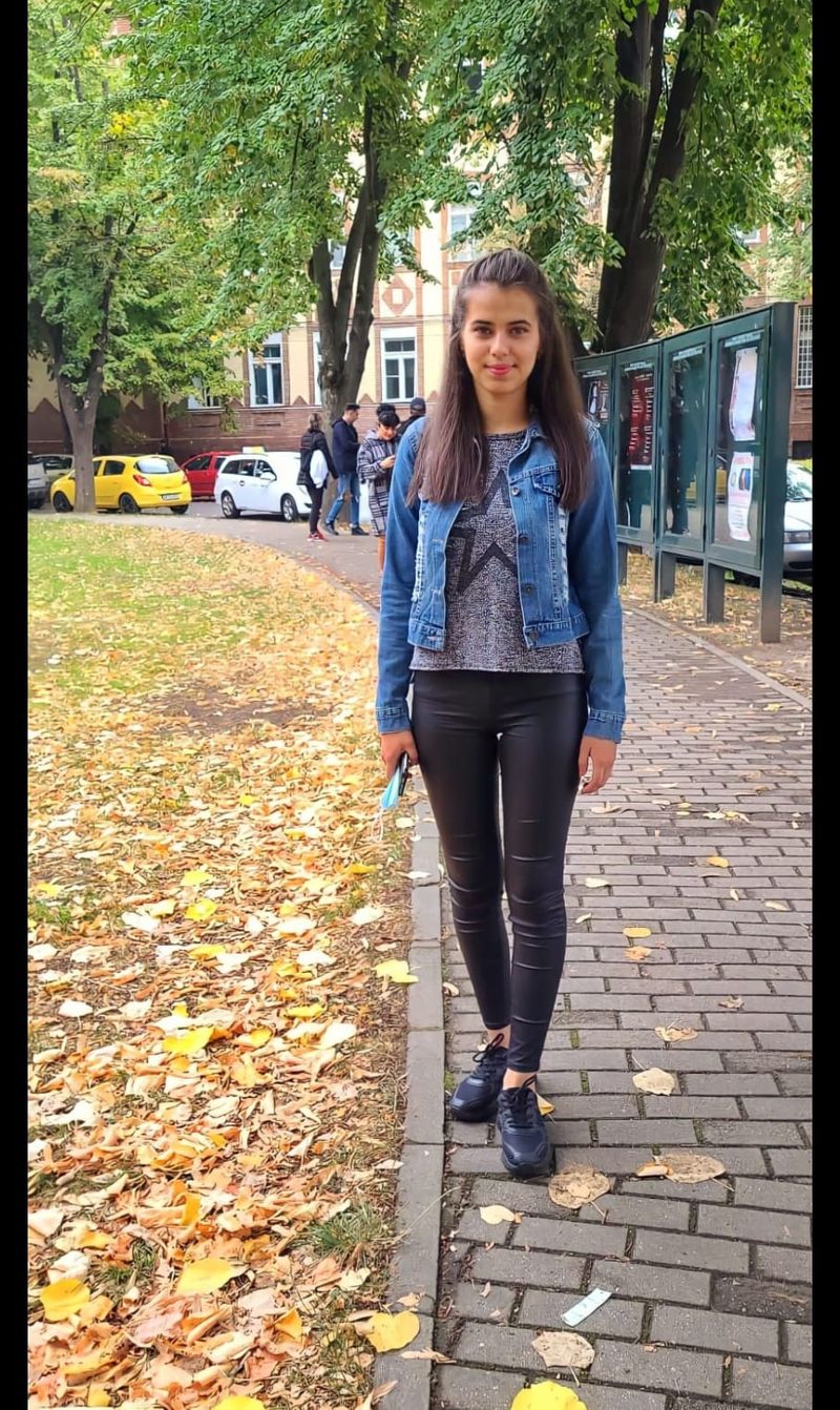 Mama Andreei Morega a clacat la slujba de înmormântarea a unicului său copil. 