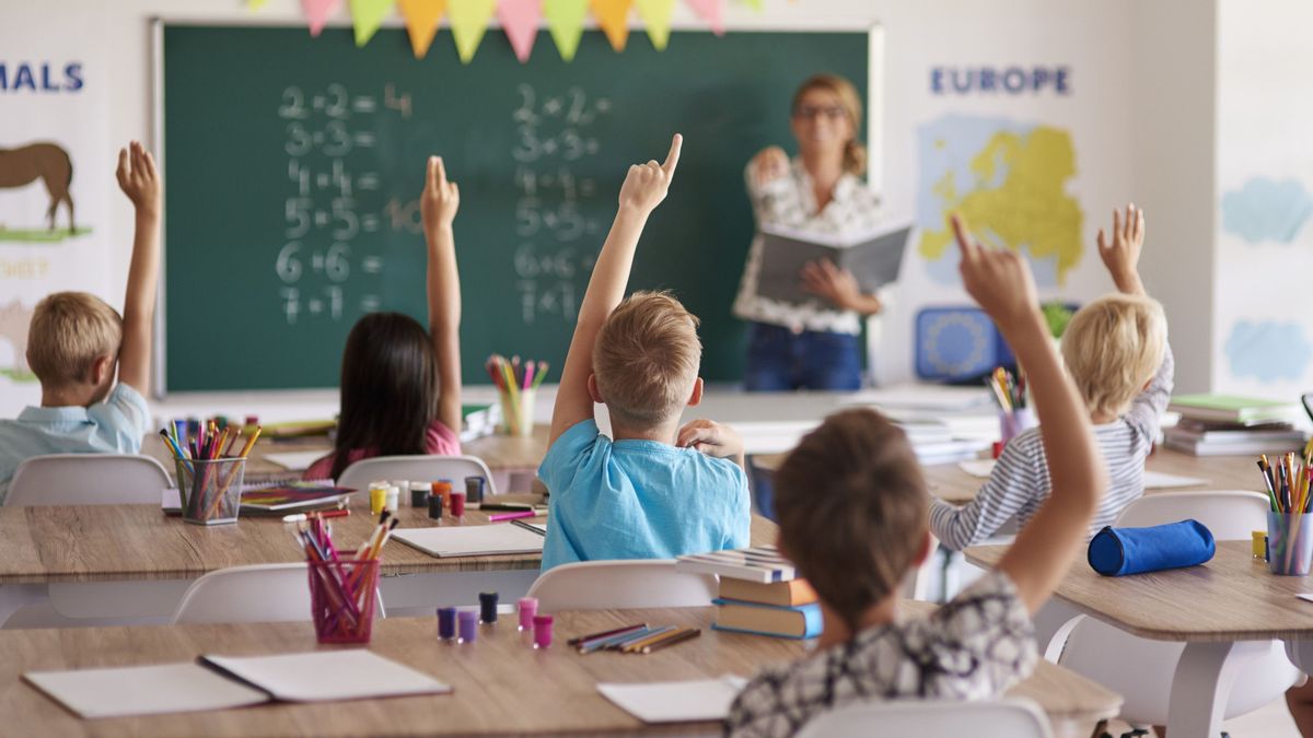 Când se depun cererile pentru încrierea la clasa pregătitoare?