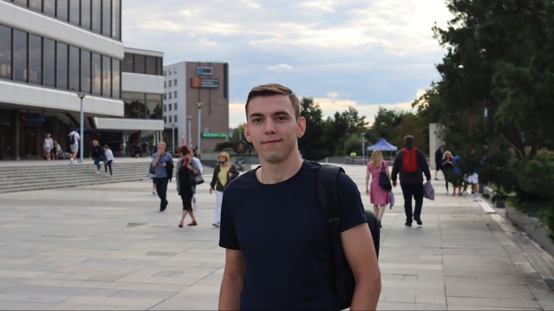 "Nu-mi pare rău că sunt la &icirc;nchisoare". Mirel Dragomir nu are remușcări după fapta comisă. Părinţii criminalului din Timișoara sunt șocaţi de cele auzite