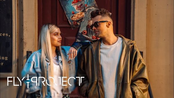 "Vine să &icirc;ți schimbe starea și să &icirc;ți dea o doză de optimism". Fly Project și Bianca Tilici au lansat piesa "Soarele pe strada mea"
