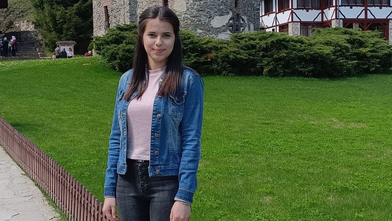 &Icirc;ncă o lovitură fatală pentru familia Andreei Morega. Verișorul studentei la Medicină a murit la o zi de la &icirc;nmorm&acirc;ntarea ei