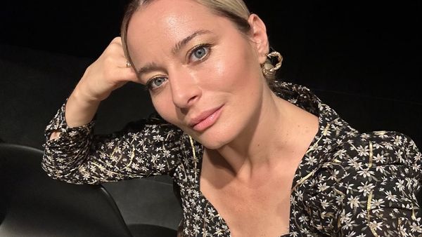 Laura Cosoi, dezvăluiri din viața de familie! Ce spune vedeta despre a patra sarcină? „Normal că ne așteptam”