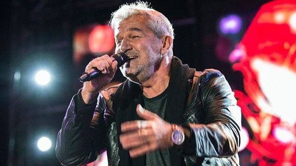 Dan Bittman, lecție de modestie. Cu ce se deplasează cântărețul în București: ”Unii se uită, alții nu. Mă simt foarte bine”