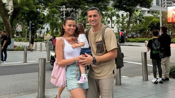 &rdquo;Simt că o să &icirc;mi explodeze capul&rdquo; Denisa Filcea a ajuns la pat! Vedeta s-a &icirc;mbolnăvit după vacanța din Asia
