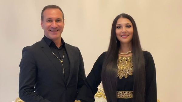 "Am câștigat iubirea, fericirea și pacea interioară". Alin Oprea și Medana au împlinit 5 ani de relație. Artistul și soția lui se iubesc ca-n prima zi