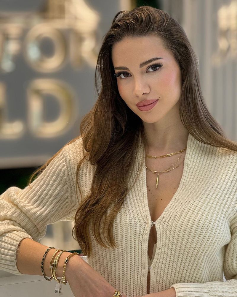 Otilia Bilionera a câștigat lupta cu fostul ei impresar