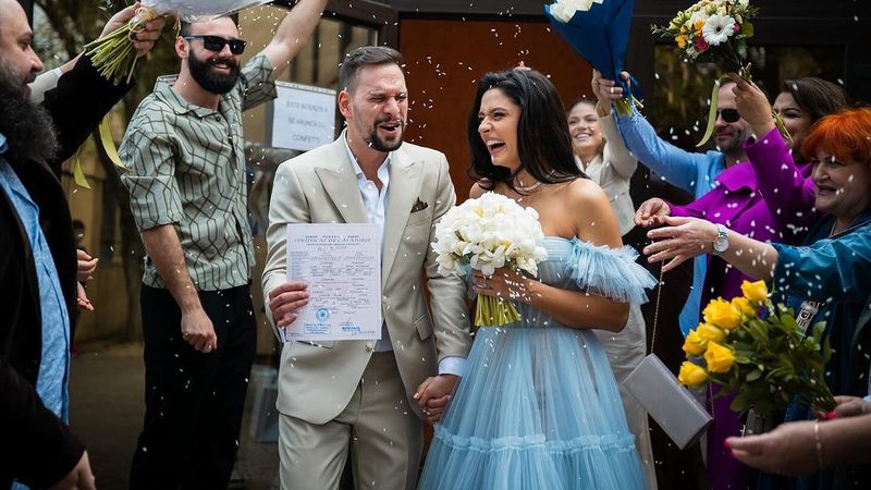 E oficial! Oana Moșneagu și Vlad Gherman s-au căsătorit civil: &ldquo;Lume, lume&hellip;&rdquo;