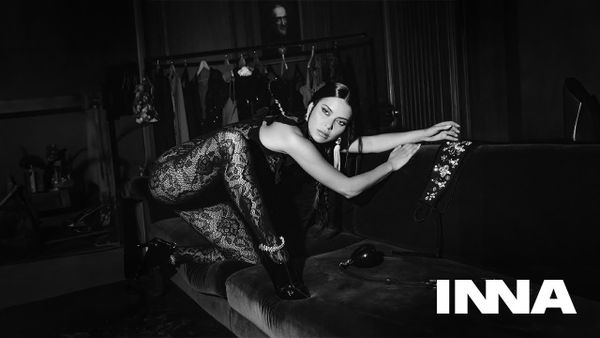 "Este cel de-al doilea album din cariera mea, scris în limba spaniolă". INNA a lansat albumul "El Pasado"