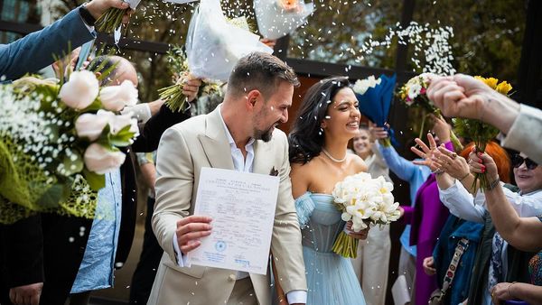 Pe cine au ales Vlad Gherman și Oana Moșneagu să le fie martori la cununia civilă: „A fost tare emoționant”