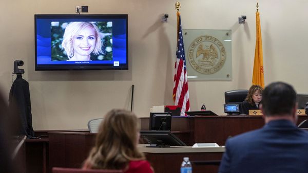 Împuşcături mortale la filmările "Rust": Alec Baldwin "a minţit în mod flagrant"