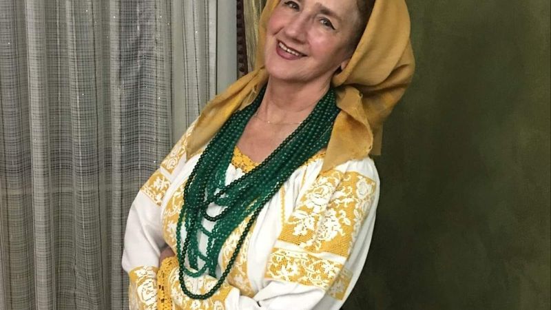 &bdquo;Normal că mă ține vocea, că eu &icirc;ncă mai c&acirc;nt live, ce vă miră?&rdquo;. Ce are de spus Sofia Vicoveanca despre artiștii care fac playback?