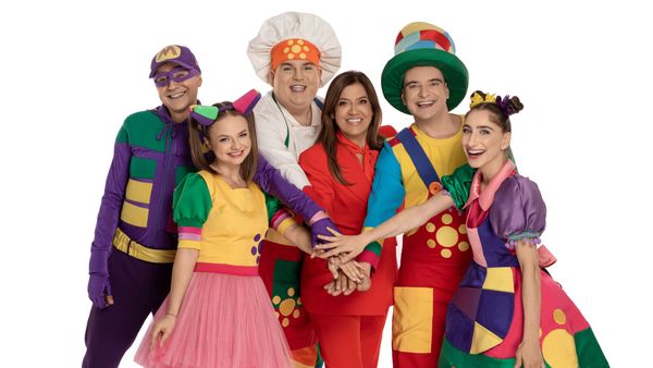 "Aici au crescut actori carora nimeni nu le-a dat nicio șansă". Mirela Retegan reacționează după ce un fost angajat s-a plâns de salariu pe care îl avea