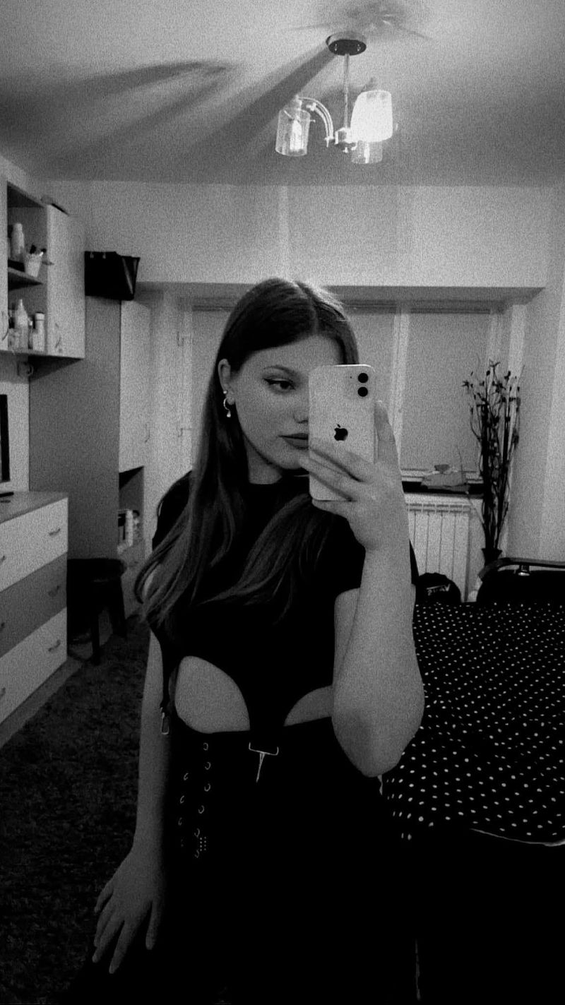 Loredana, criminala din Mangalia, a fost condamnată la 15 ani și 3 luni de închisoare