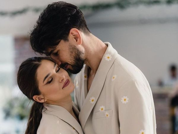 De ce Theo Rose nu poartă inelul de logodnă de la Anghel Damian: "Mi-a zis și ce &icirc;nseamnă și eu am uitat că nu l-am mai scos de mult din cutie"
