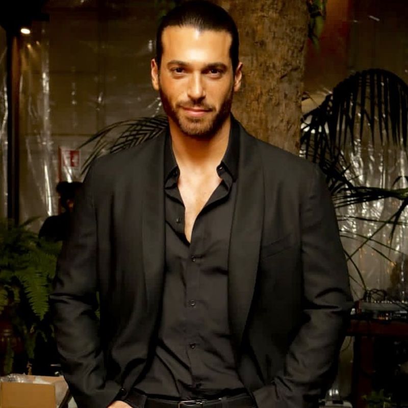 Mama actorului Can Yaman, mesaj plin de emoție pentru fiul său