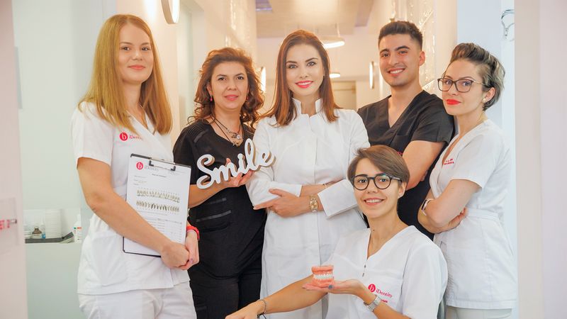 Inovații tehnologice &icirc;n stomatologie - cum influențează echipamentele de v&acirc;rf serviciile stomatologice? Implanturi dentare, tratamente ortodontice și multe altele