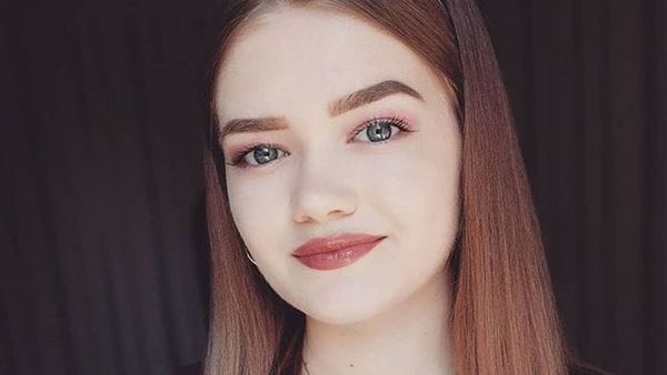 Mesajul postat de tânăra de 24 de ani înainte să cadă de la balcon: ”Nu am fost perfectă”