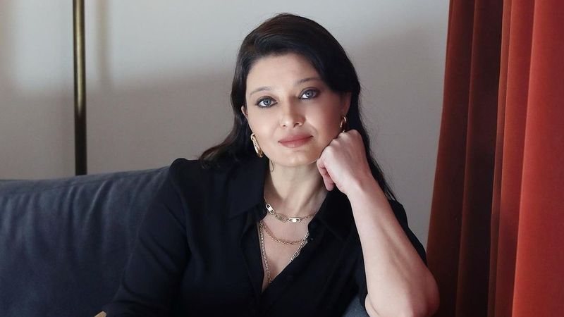 Nurg&uuml;l Yeşil&ccedil;ay, protagonista din "Furtună pe Bosfor", a slăbit 17 kilograme &icirc;n 30 de zile. Ce le sfătuiește pe femeile  din toată lumea: "Vă sugerez o combinație"