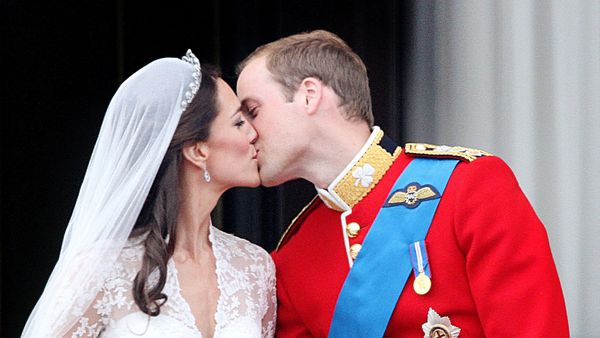 Ce fotografie inedită au ales Kate și William pentru a marca cei 13 ani de căsnicie