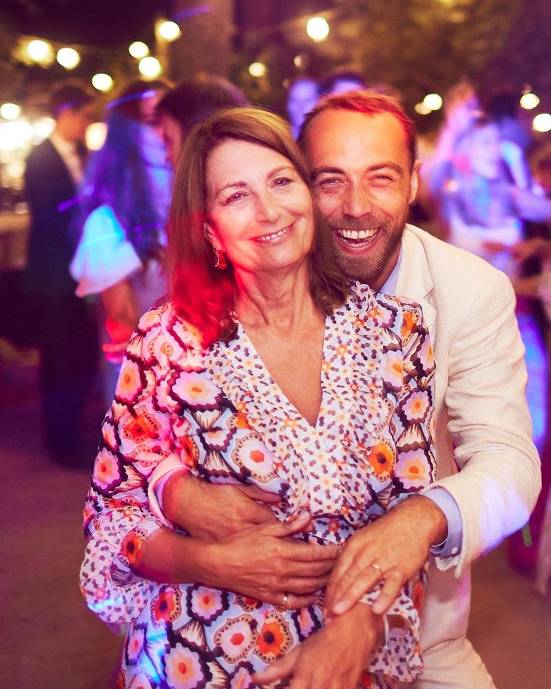 Ce titlu va primi Carole Middleton după ce fiica ei va deveni regină?