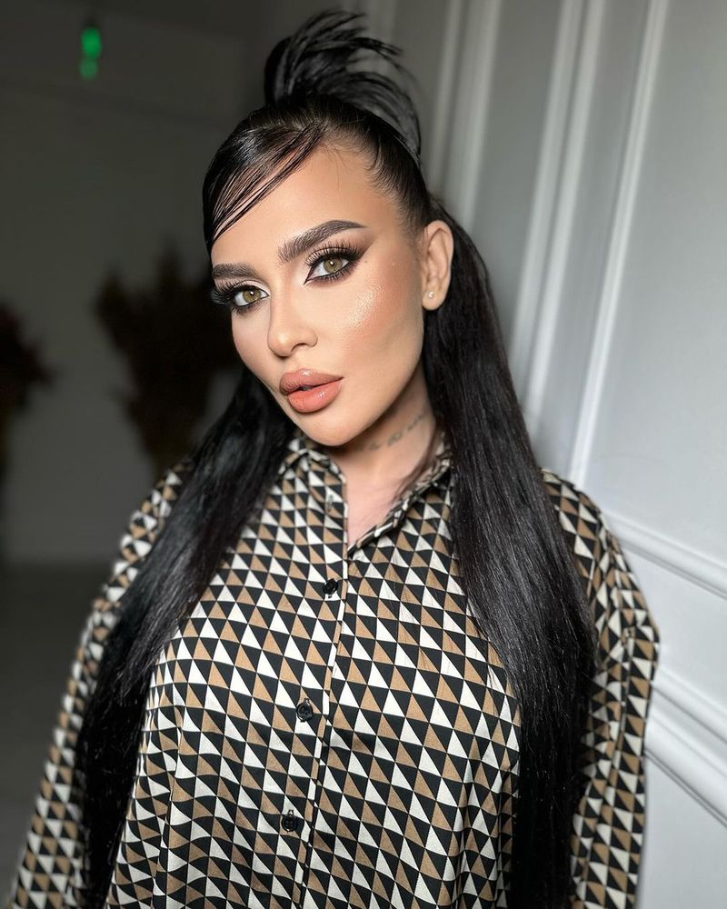 Oana Radu s-a îngrășat 10 kilograme de când a divorțat de Cătălin Dobrescu