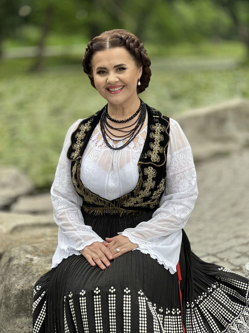 Niculina Stoican, dezvăluiri din copilăria petrecută la țară