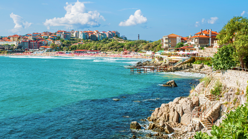 3 stațiuni de pe litoralul bulgăresc pe care să le vizitezi vara aceasta