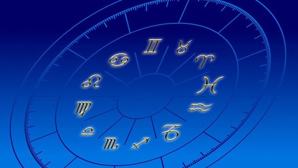 Horoscopul de weekend, 11-12 mai 2024: Gemenii pot suferi pierderi &icirc;n plan financiar. Balanțele vor să facă schimbări importante &icirc;n viața lor