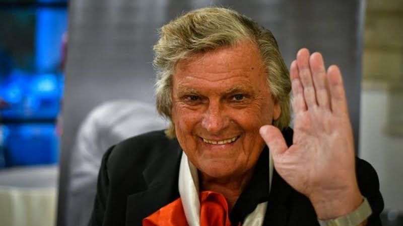 Florin Piersic s-a ridicat în picioare, după operație 