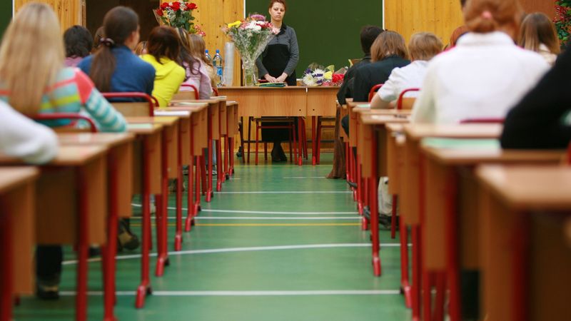 Incepe sesiunea de evaluări naţionale pentru elevii din clasele a II-a, a IV-a şi a VI-a. Peste 500.000 de elevi vor susţine examene
