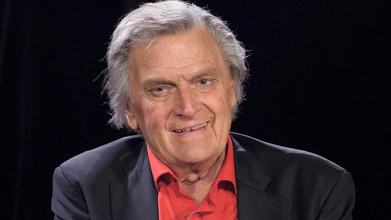 &rdquo;Sunt viu&rdquo; Florin Piersic, mesaj emoționant de pe patul de spital. Cum se simte marele actor după operație