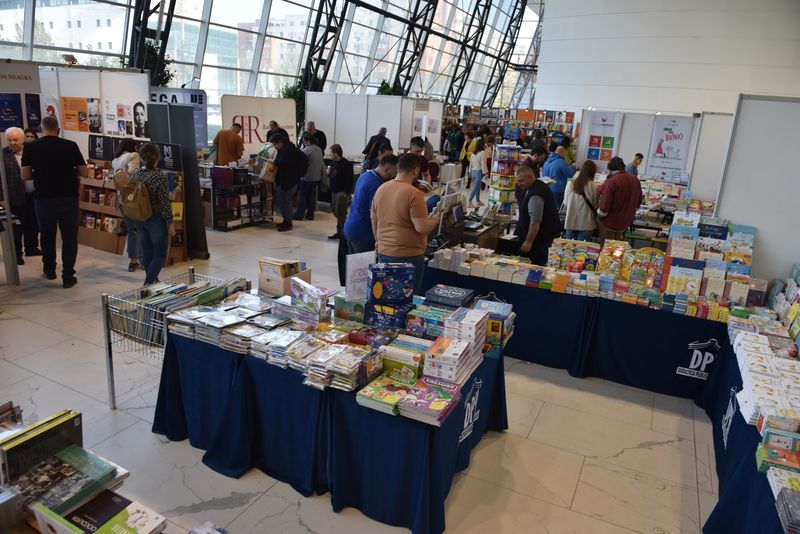 Când are loc salonul internațional de carte în București?