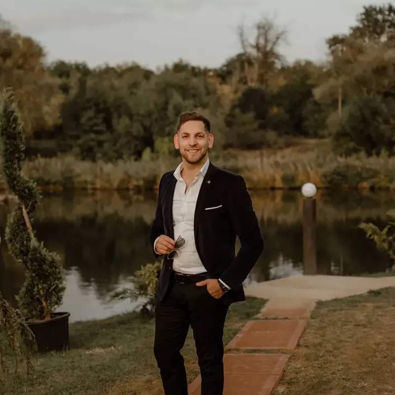 Gabriel Stoica abnadonat de parinti