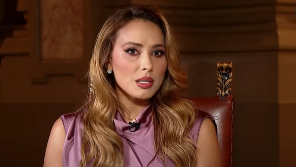 "Vă rog, ajutați-ne. Ajutor!". Iulia Vântur, mesaj disperat. Ce s-a întâmplat și cum dorește să soluționeze problema