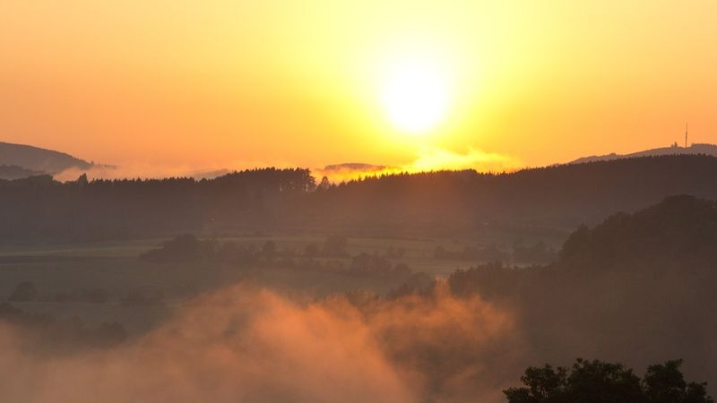Avertizare ANM! Un nou val de praf saharian va ajunge deasupra Rom&acirc;niei marți seară