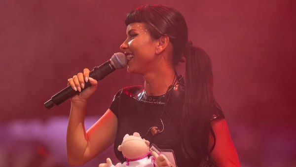 "Nici măcar în țara mea nu sunt iubită așa". INNA, impresionată până la lacrimi de publicul din Mexic. Discursul ținut de artistă - VIDEO