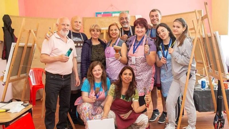 Explozie de culoare la cea de-a VII-a ediție a Taberei Internaționale de Pictura &icirc;n aer liber de la Nenciulești