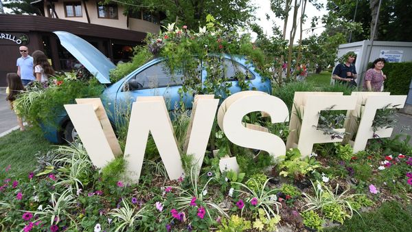 West Side Flower Fest 31 mai &ndash; 2 iunie: 7 grădini plutitoare vor fi amenajate pe lacul din Parcul Drumul Taberei