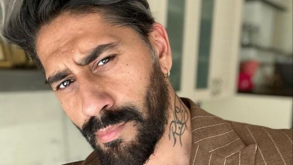 Connect-R și Alex Velea s-au împăcat pe scenă! Cei doi artiști au îngropat securea războiului și și-au cerut iertare: „Mereu te-am iubit ca pe fratele meu”