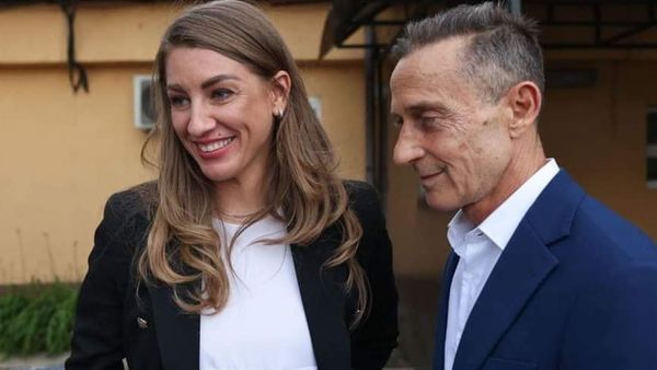Cine este Roxana Mihalache, femeia care &icirc;l va face tătic din nou pe Radu Mazare