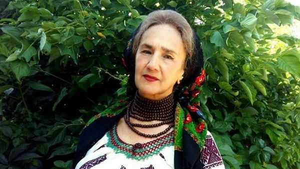 Imagini inedite din casa Sofiei Vicoveanca. Apartamentul solistei este încadrat la clasa întâi de risc seismic: "Este pericol"