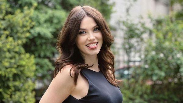 Anca Dumitra, o nouă imagine cu burtica de gravidă! Cum arată vedeta însărcinată în 6 luni?