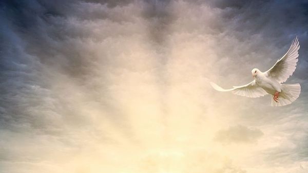 Câte zile libere se acordă de Rusalii în 2024: Urmează o nouă mini-vacanță pentru români