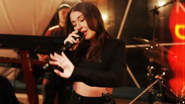 Nicole Cherry a lansat "Nopțile". Mesajul artistei: "Una dintre piesele despre care mi-ați tot scris"